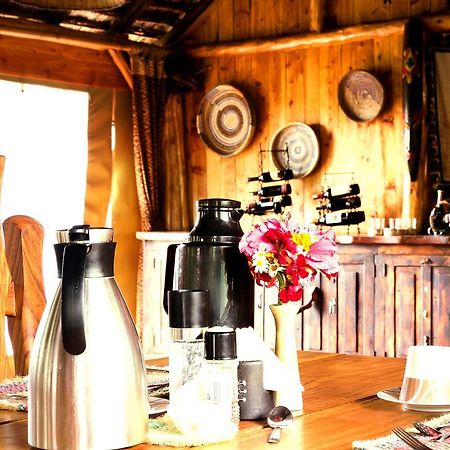 Rhino Watch Safarilodge Mweiga Eksteriør billede