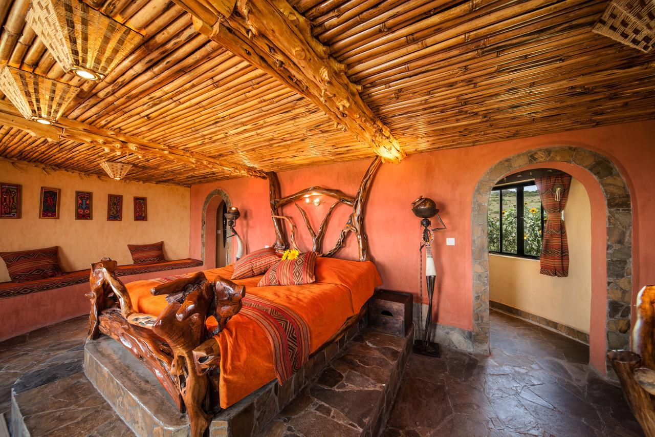 Rhino Watch Safarilodge Mweiga Værelse billede