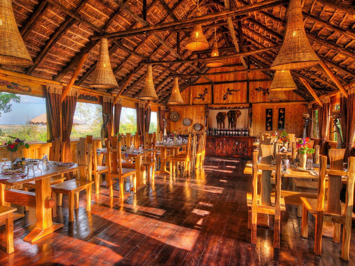 Rhino Watch Safarilodge Mweiga Eksteriør billede