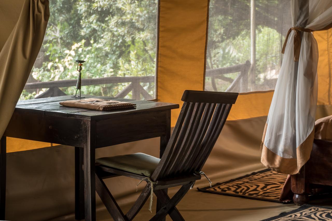 Rhino Watch Safarilodge Mweiga Eksteriør billede