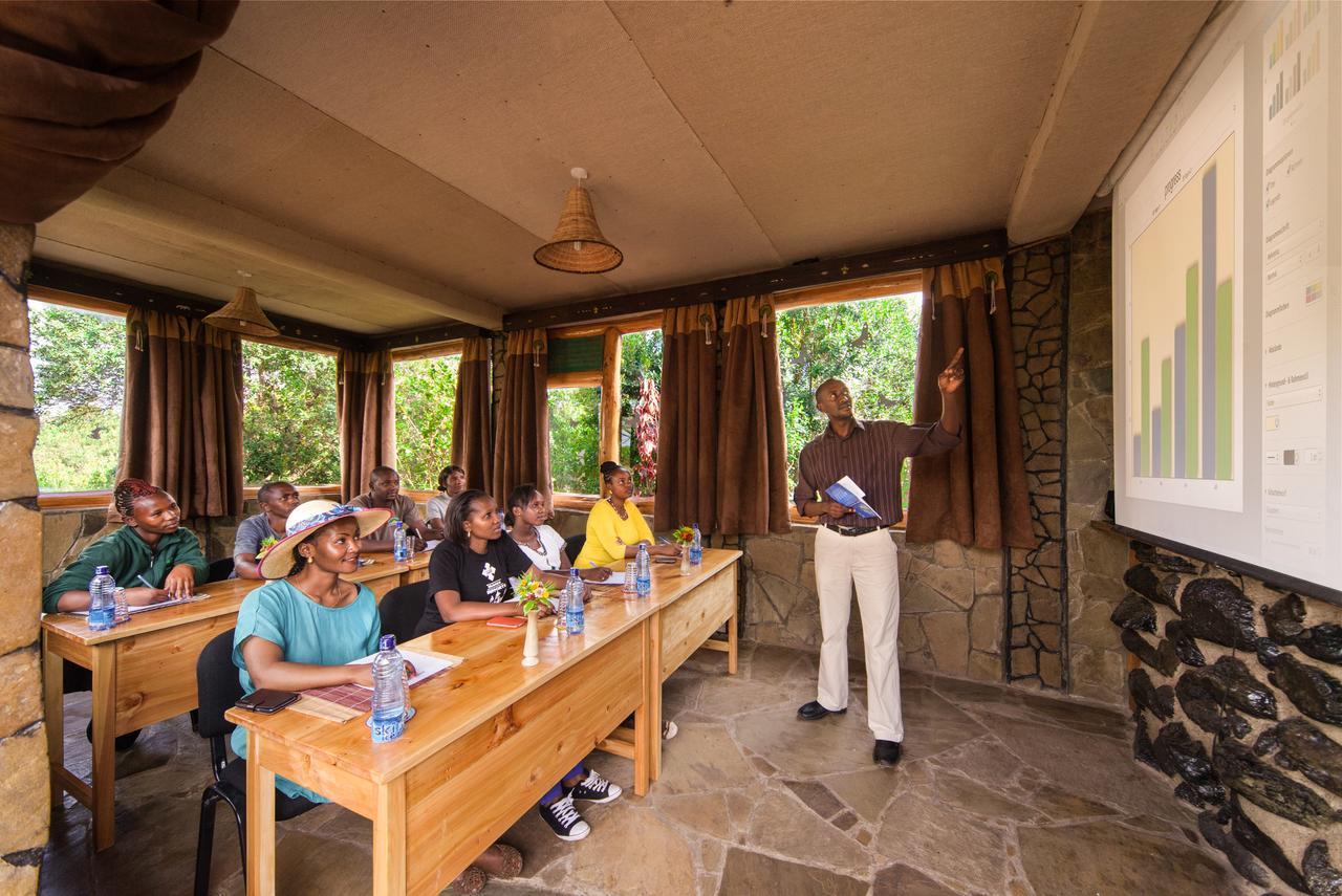 Rhino Watch Safarilodge Mweiga Eksteriør billede