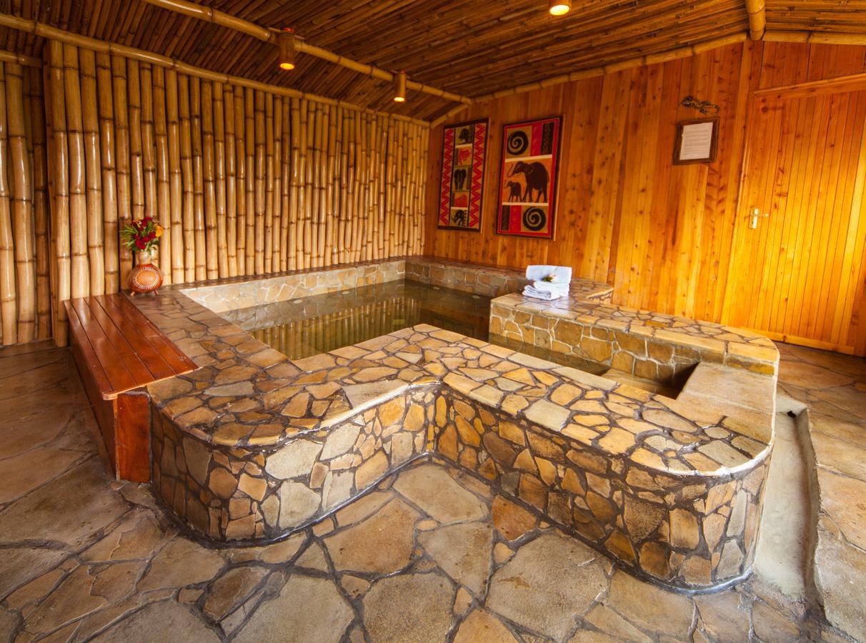 Rhino Watch Safarilodge Mweiga Eksteriør billede