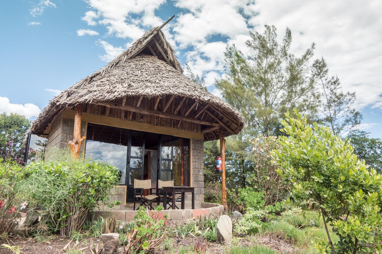 Rhino Watch Safarilodge Mweiga Eksteriør billede